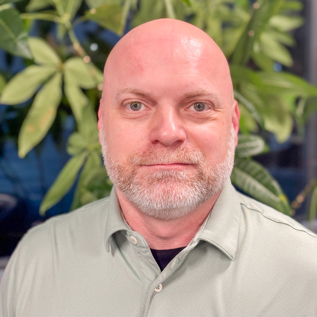 Travis Collins New for Web